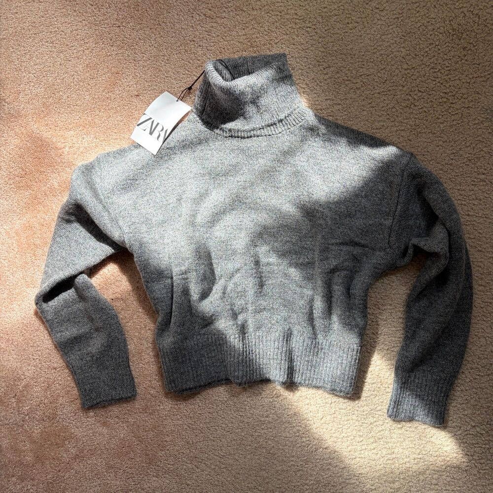 Zara NWT grey turtleneck sweater cropped knit